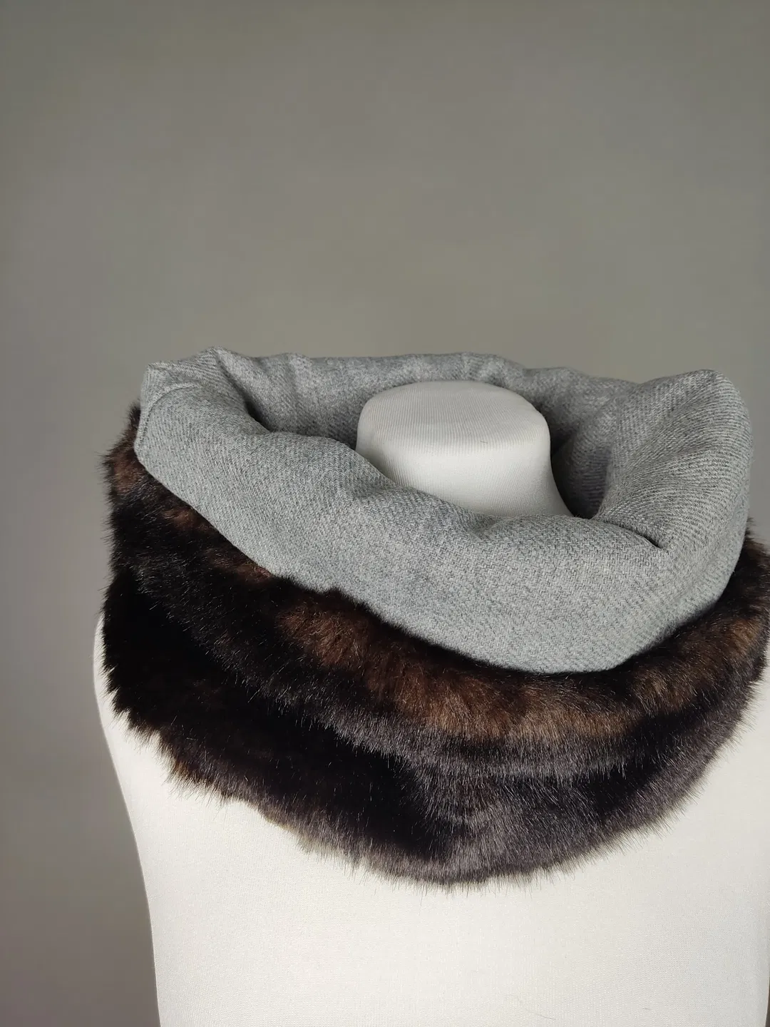 Buff Damen Cowl/Schlauchschal mit Kunstpelz - Bild 1