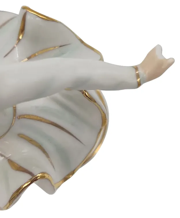Vintage NEUENDORFER ZIERPORZELLAN Art Déco Porzellanfigur "Eiskunstläuferin" (1930er), an einer Hand fingerlos – Bild 4