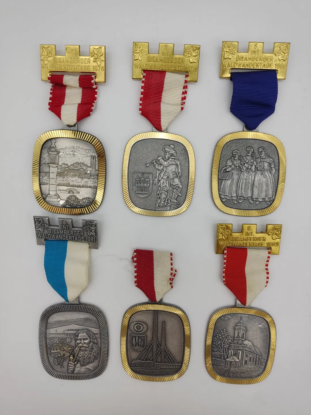 6x Vintage Wanderabzeichen Bisamberg - Bild 1