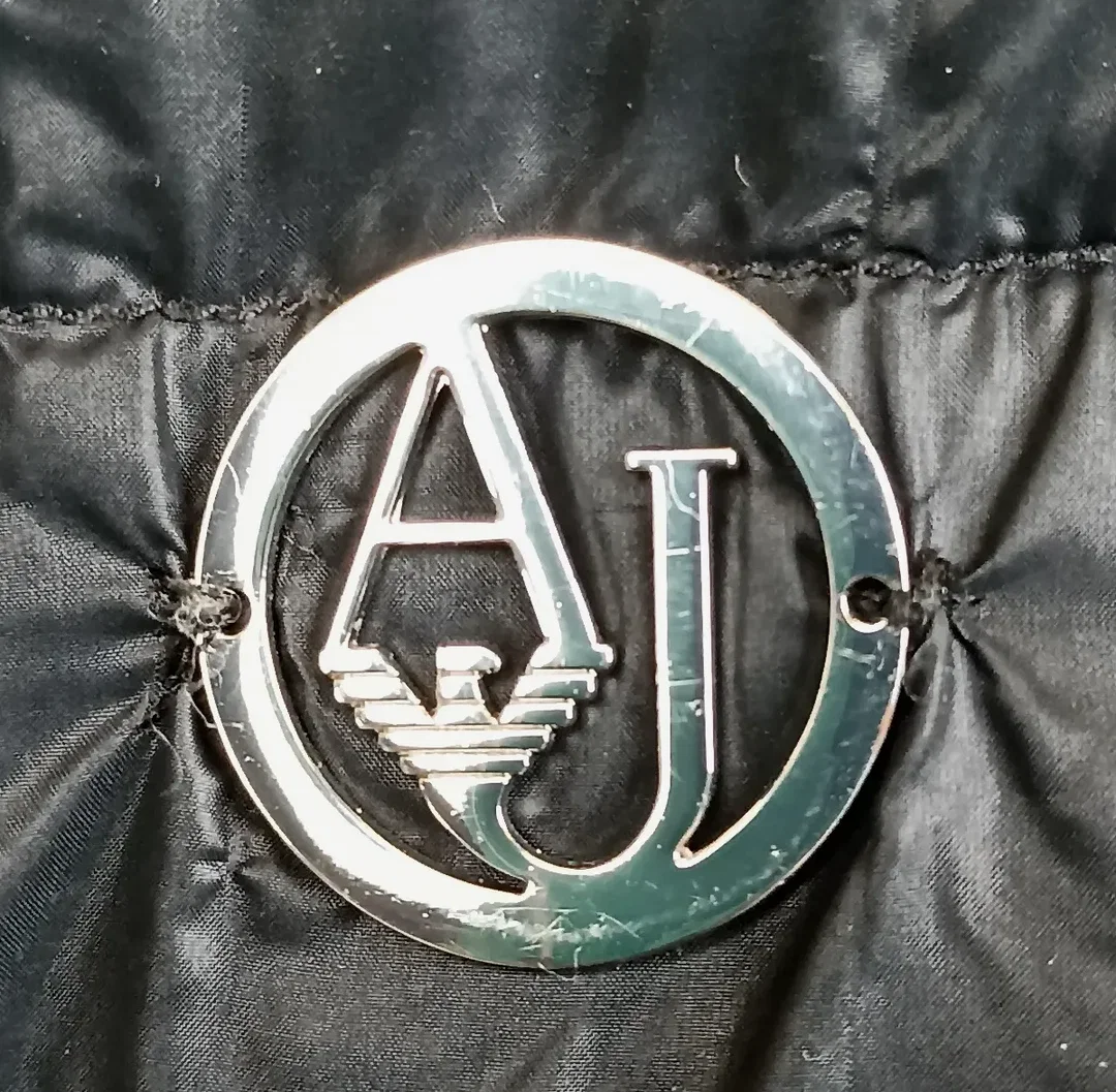 Armani Jeans Damendaunenjacke schwarz Gr. 48 – Bild 6