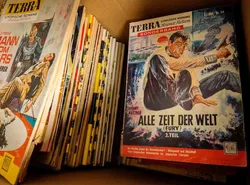 Vintage Pulp Fiction: eine Kiste voller 