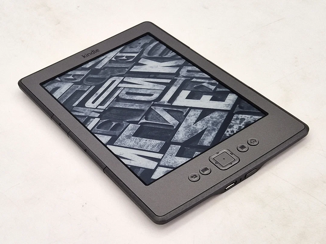 Kindle Graphite mit Hülle - 4. Generation - grau – Bild 5