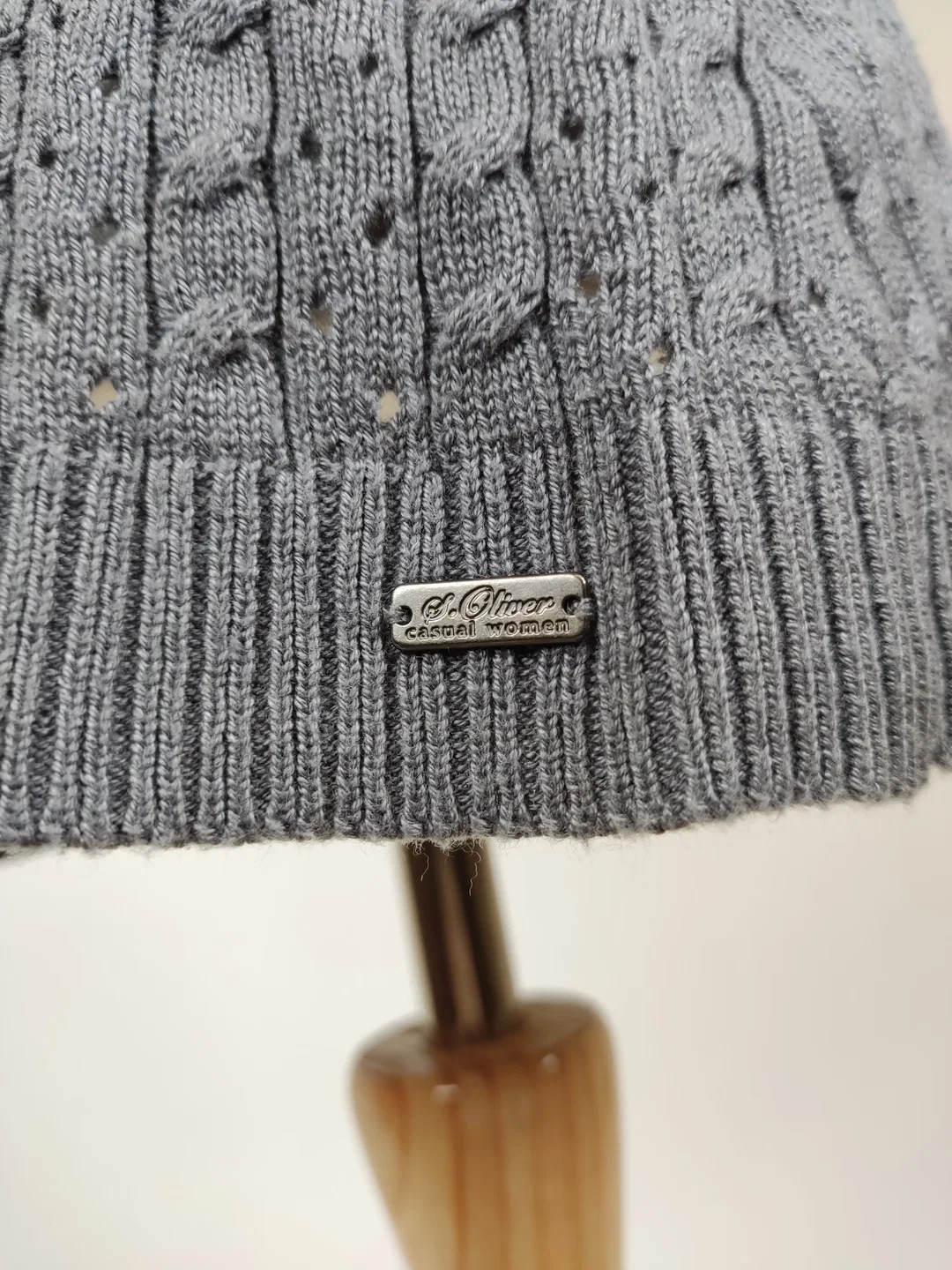 S. Oliver Damen Strickweste grau Gr. 34 – Bild 4