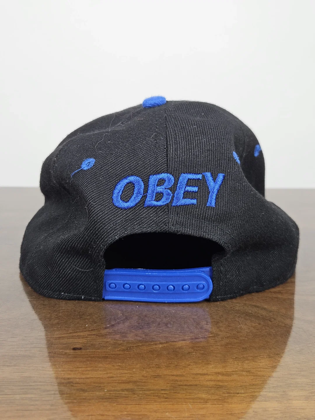 OBEY Snapback Kappe, schwarz/blau – Bild 3