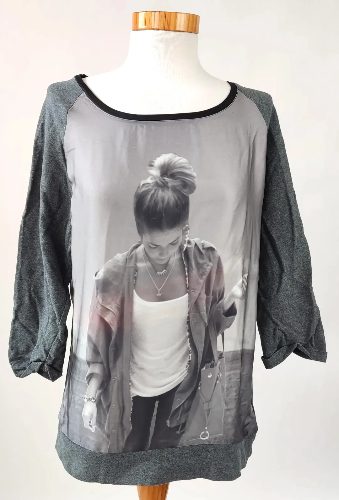 17&Co CASUALWEAR Damen Shirt grau mit Aufdruck - Gr. M /38 - Bild 4