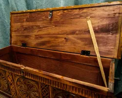 Handgeschnitzte Holztruhe / Banktruhe | Massivholz | Ornamente & Rosetten | Vintage / Landhaus - Bild 5