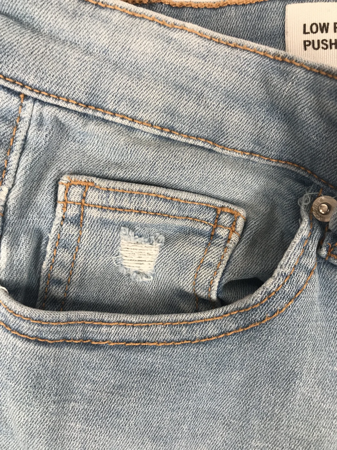 Bershka Denim Low Rise Push Up Damen Used Look Jeans Gr. 40, W28/L27 – Bild 6