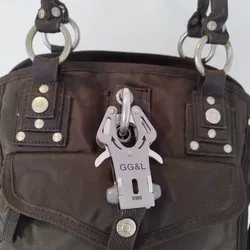 George Gina & Lucy Schultertasche Braun | Urbaner Retro-Charme - Bild 4