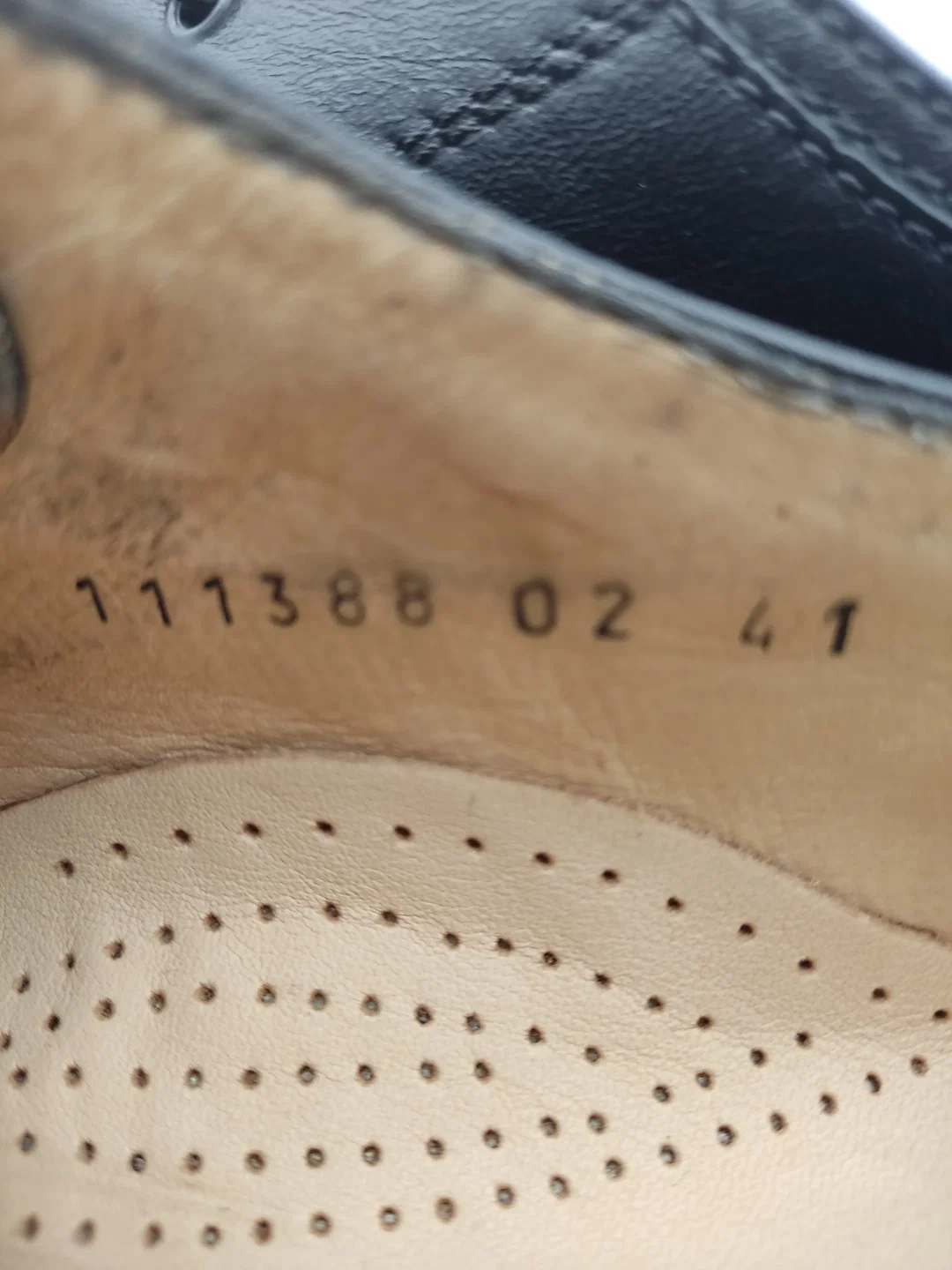 AIGNER Hand Made St. Crispino Herren-Lederschuhe Gr. 41 (Modellnummer 111388) - NEU & UNGETRAGEN (Rarität) Originalkarton – Bild 17