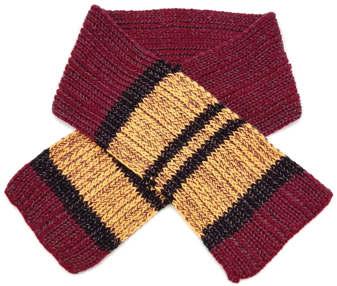 Handgestrickter Schal – Bild 1