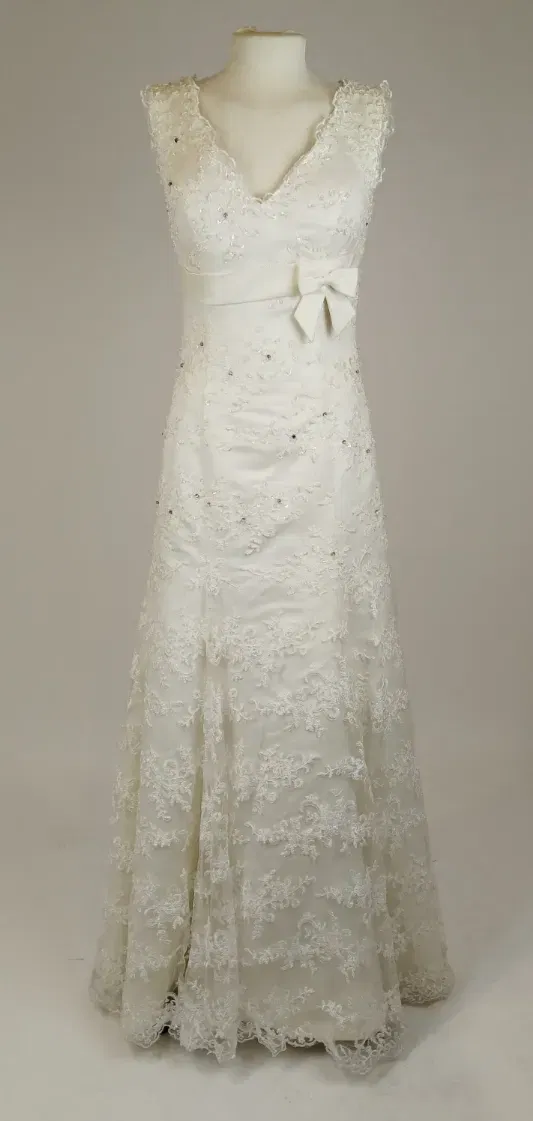 Modernes Brautkleid - ca. Größe 36 - Bild 1