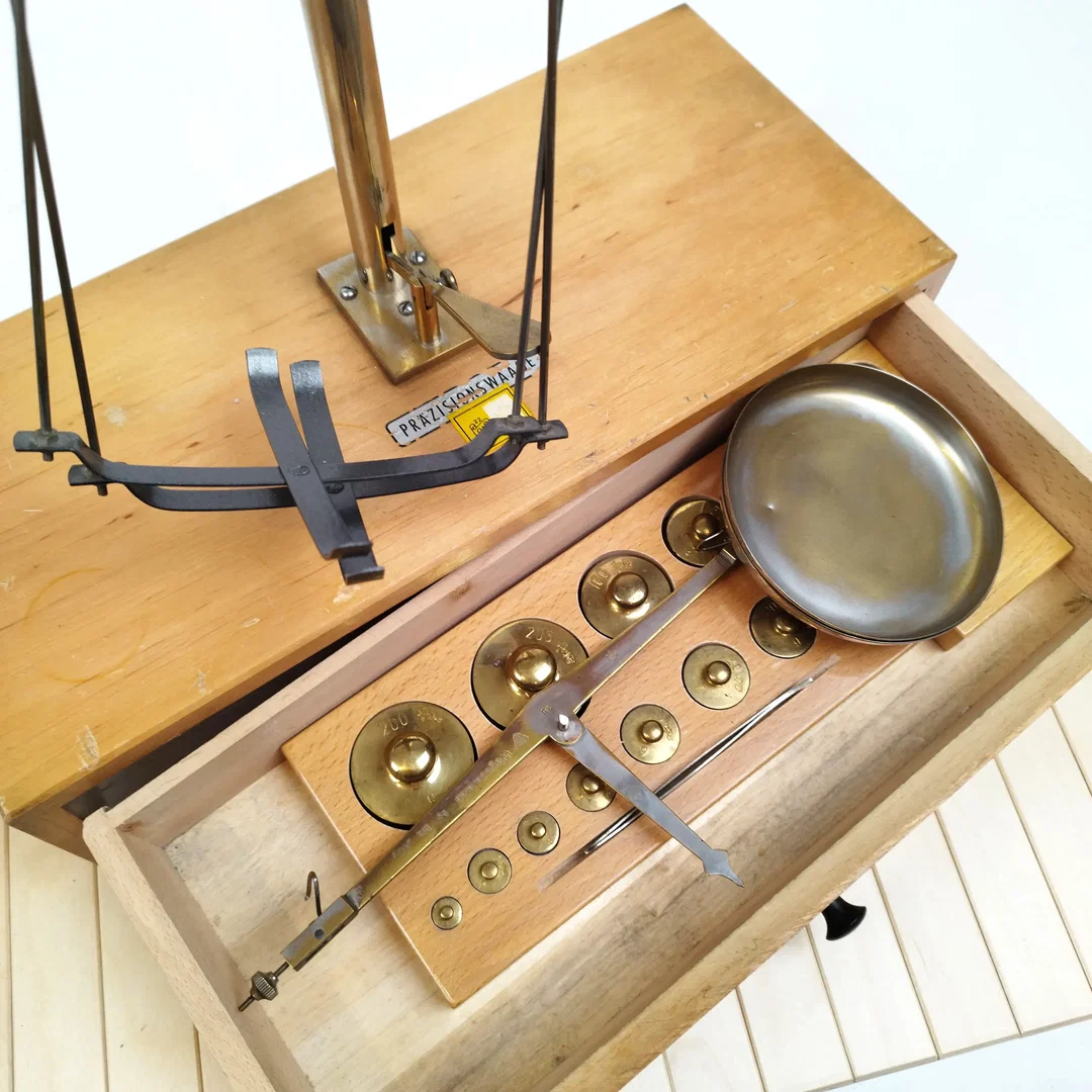 Antike Apothekerwaage  – Bild 4