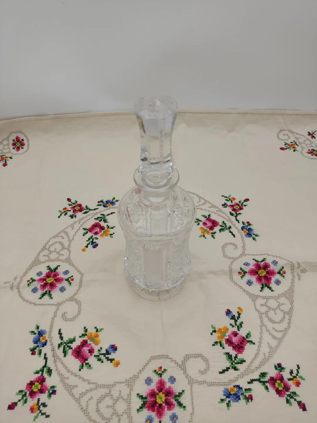 Kristallglas-Karaffe mit feinem Schliff, Höhe / 28 cm – Bild 4