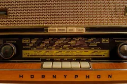 Hornyphon Musikmeister Röhrenradio mit Philips Plattenspieler, 51×28×33 cm - Bild 7