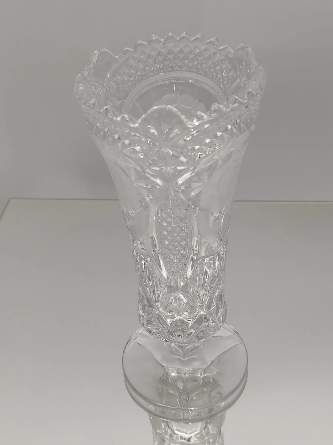 Bleikristall Vase  mit Blumenmotiv | Von Anna Hütte  – Bild 3