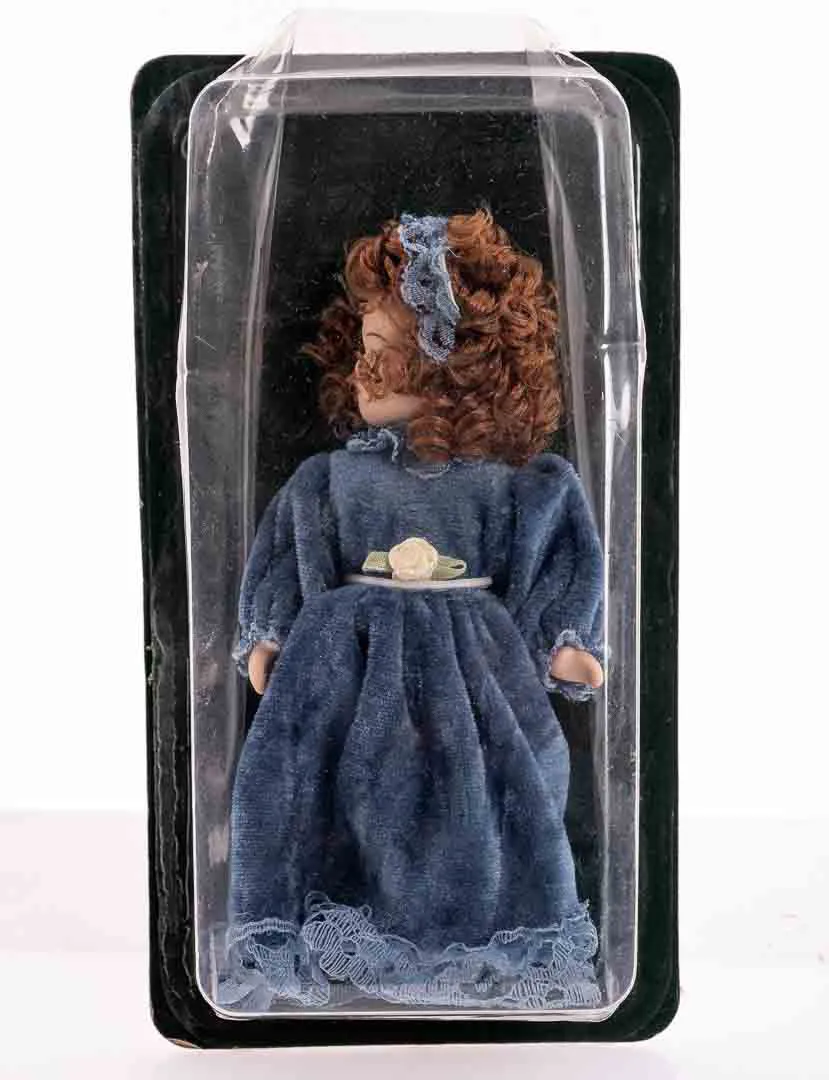  DE AGOSTINI Sammlerpuppe / Porzellanpuppe, Höhe 15cm - Bild 4