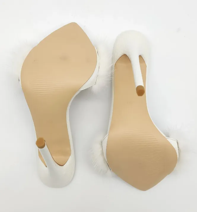 Only Maker Damen Pantoletten mit Fellimitat, weiß - Gr. 36 – Bild 6