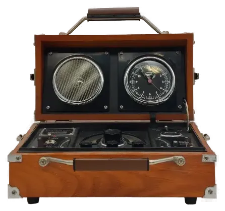 Spirit of St. Louis Vintage Radio in Holzgehäuse - Bild 4