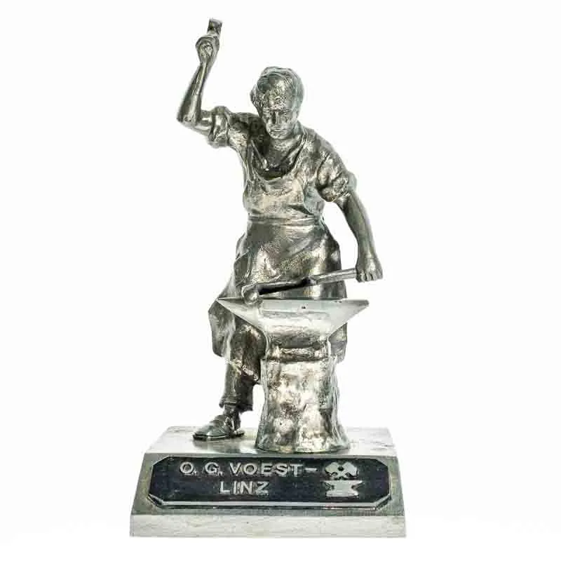 O.G. VOEST LINZ Statue Schmied - Bild 1