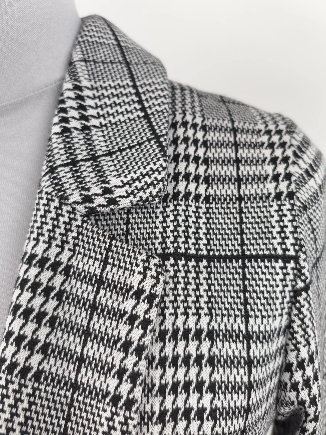 bequeme Blazerjacke, ohne Etikett – Bild 3