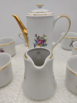  Porzellan-Teeservice mit Kanne & Milchkännchen, Goldrand | Vintage-Charme - Bild 16