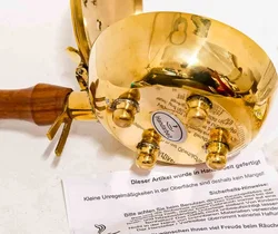 elaVita Räucherpfanne Set 5-teilig Messing Holzgriff Zirbe Hallein - Bild 3