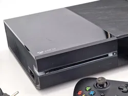 Microsoft Xbox One Set - Xbox One Konsole mit zwei Controllern und Zubehör - Bild 4