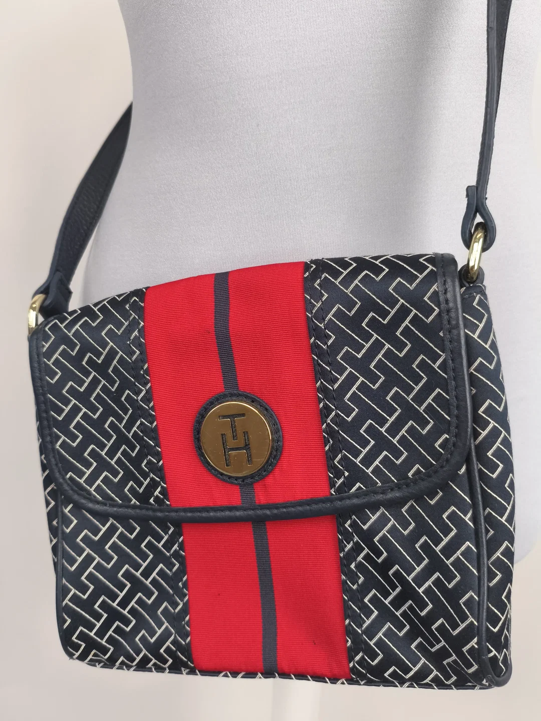 Tommy Hilfiger Handtasche – Bild 3