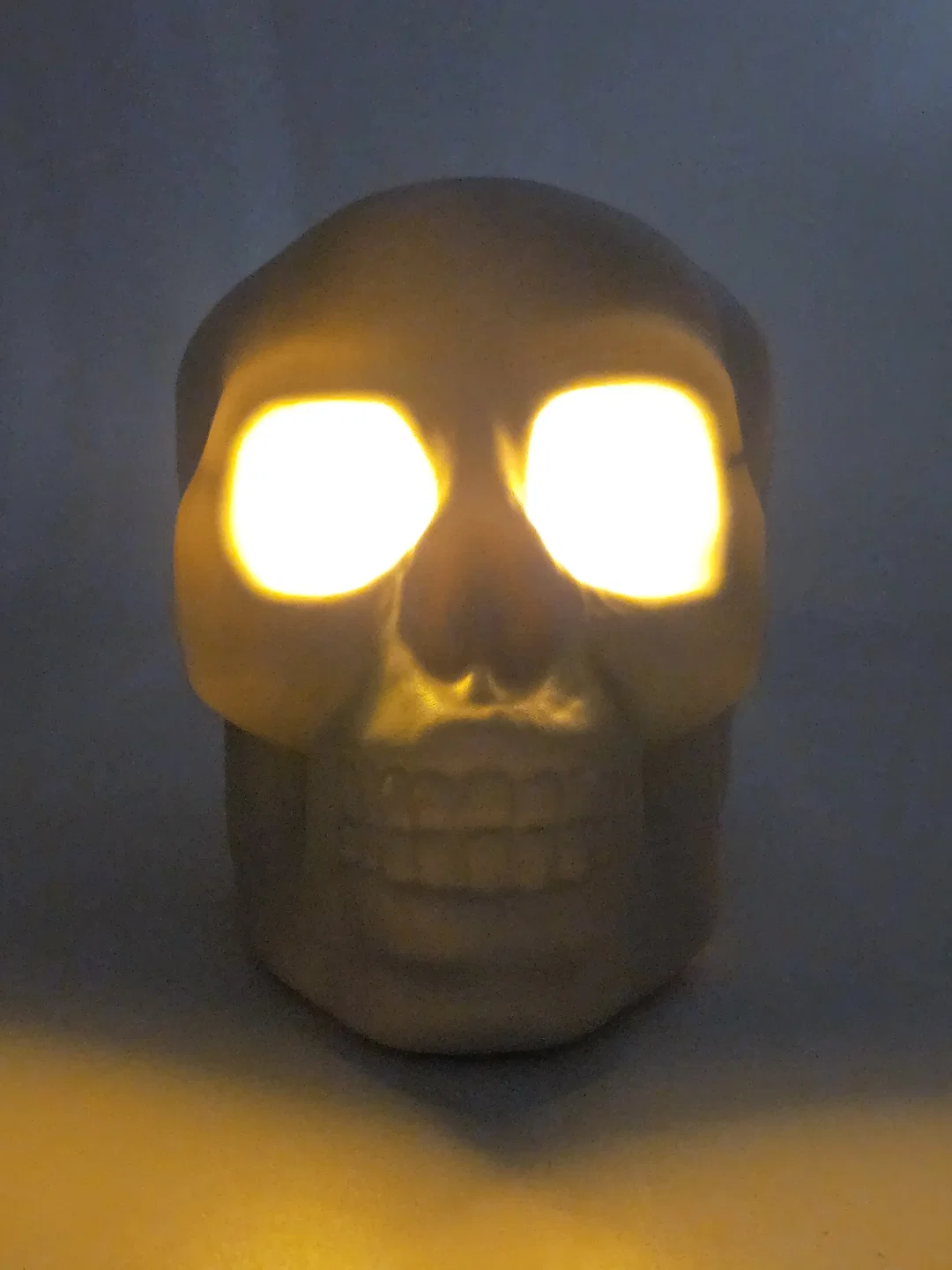 LED-Totenkopf für Halloween – Bild 4