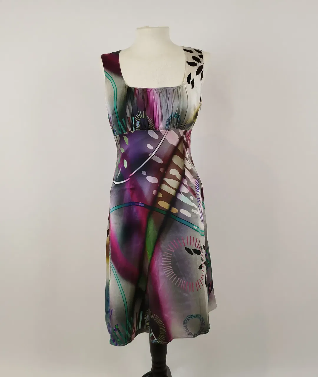 Tuzzi Midi-Kleid bemustert - 93% Seide, 7% Elasthan - Bild 4