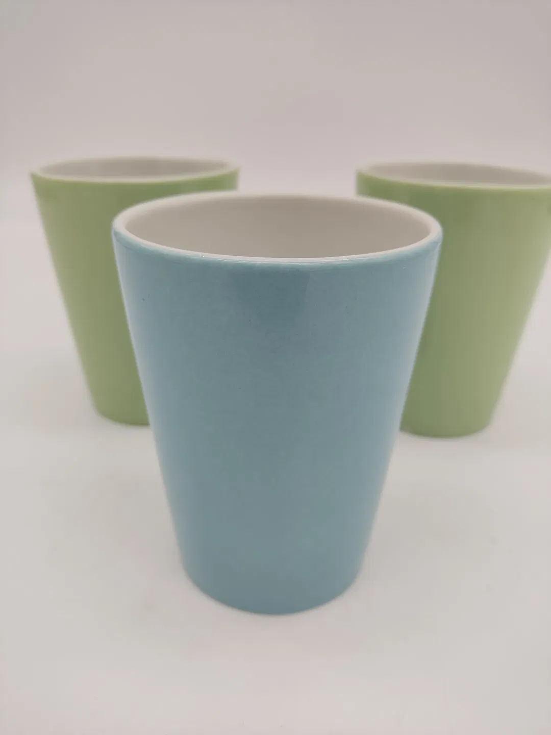 Lilien Porzellan Kakao-Becher - 3 Stück - Bild 1