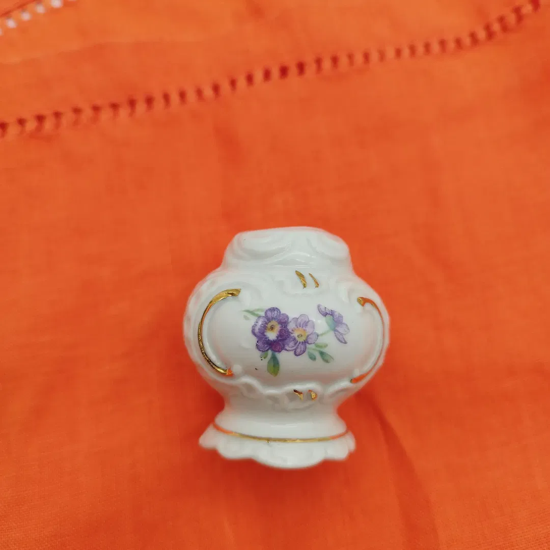 Mini Dekorvase Sonstige Porzellan | Vintage-Schatz - Bild 1