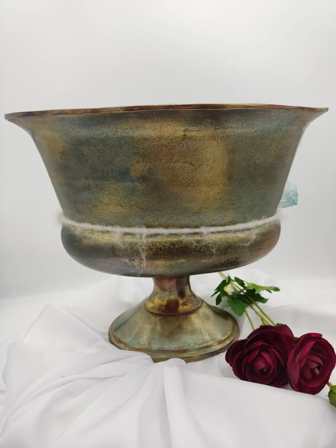 Antik-Goldene Aluminium-Pokalvase | Handgemachter Vintage-Look – Bild 8