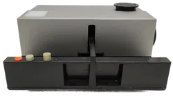 Rollei P300 Autofocus Diaprojektor mit Optik und Kabelfernbedienung - Bild 4