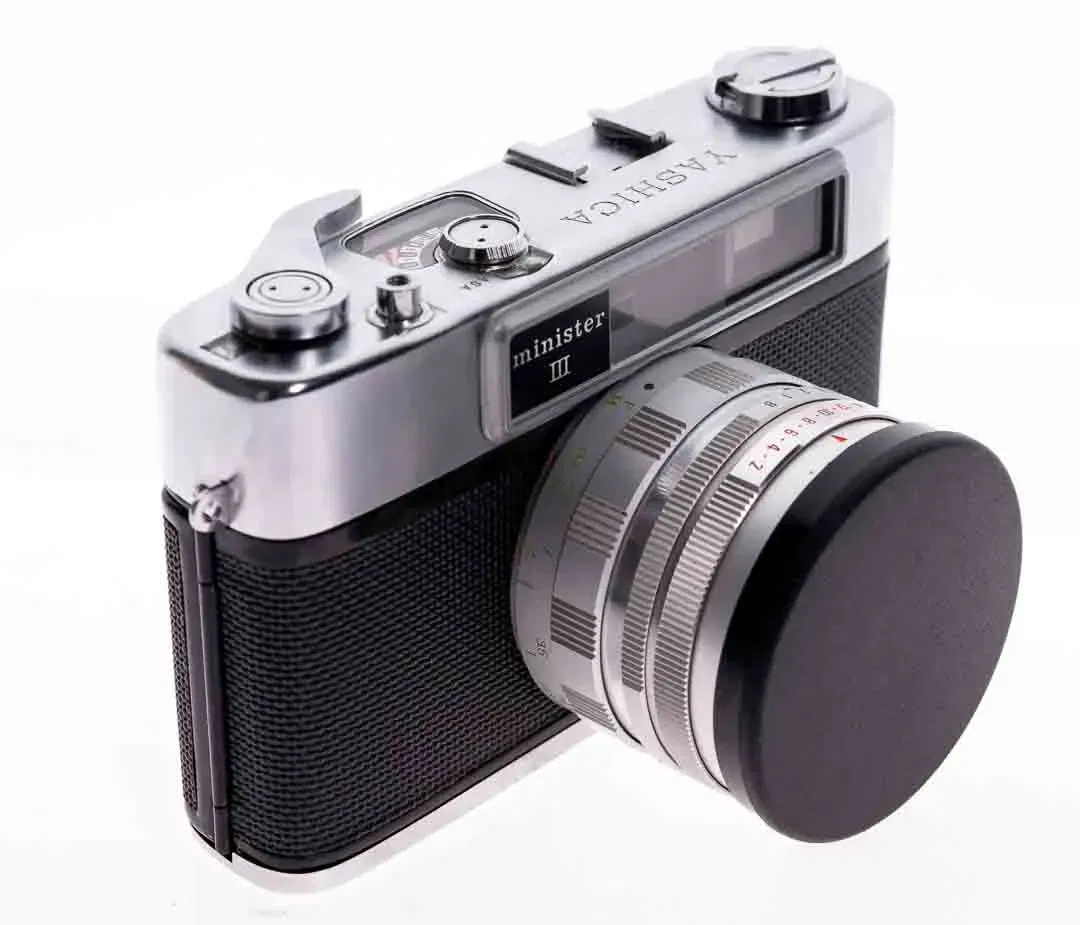 YASHICA Minister III Analoge Messsucherfilmkamera (35mm) mit Objektiv aus den 1960ern - Bild 3