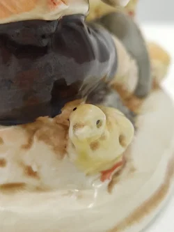 Deutsche Porzellanfigur Junge mit Regenschirm und Enten | Hummel-Stil – Vorschau 9