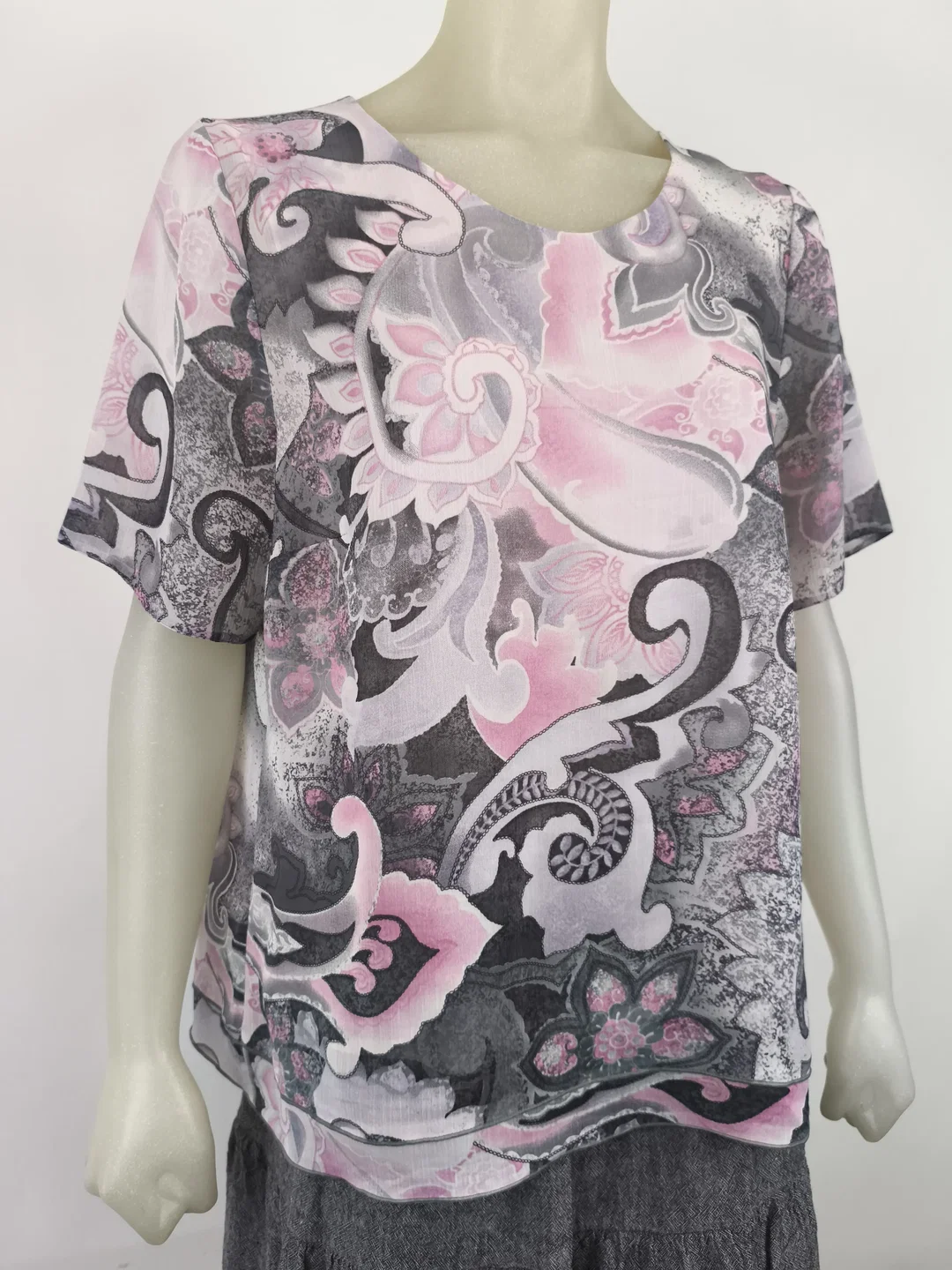 Atelier Creation, Damenbluse, Gr. 44 - Bild 1