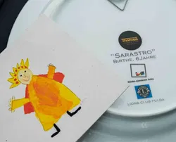 Thomas Porzellan Sammelteller „SARASTRO“ – Kinder-Akademie Fulda, Ø 22 cm - Bild 3