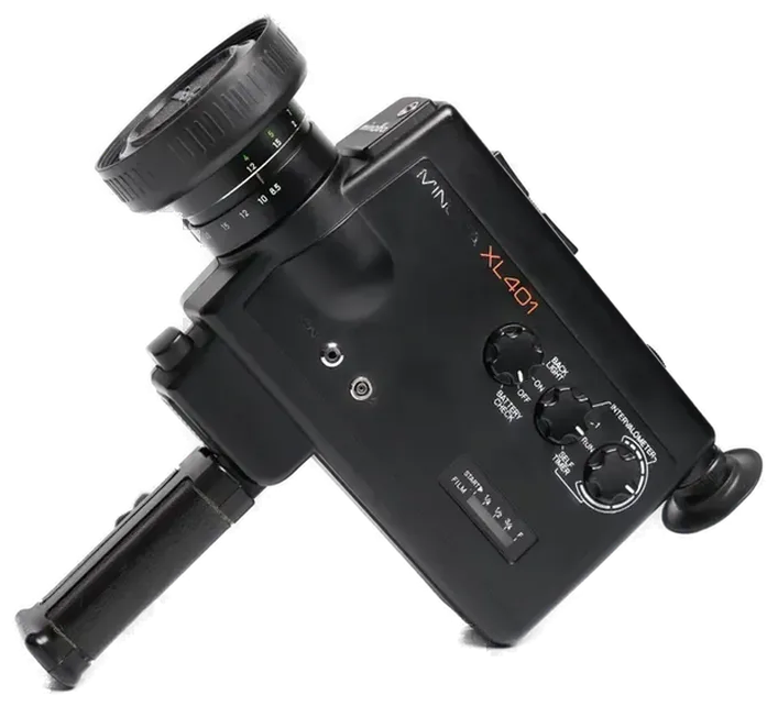 Minolta XL401 Super-8 Filmkamera mit Rokkor-Macro 8.5–34mm f/1.2 inkl. Ledertasche & Anleitung (DE) - Bild 1