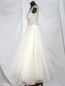 Hochzeitskleid - 01 - Natali Bridal (Prag) - Gr. L - Bild 4