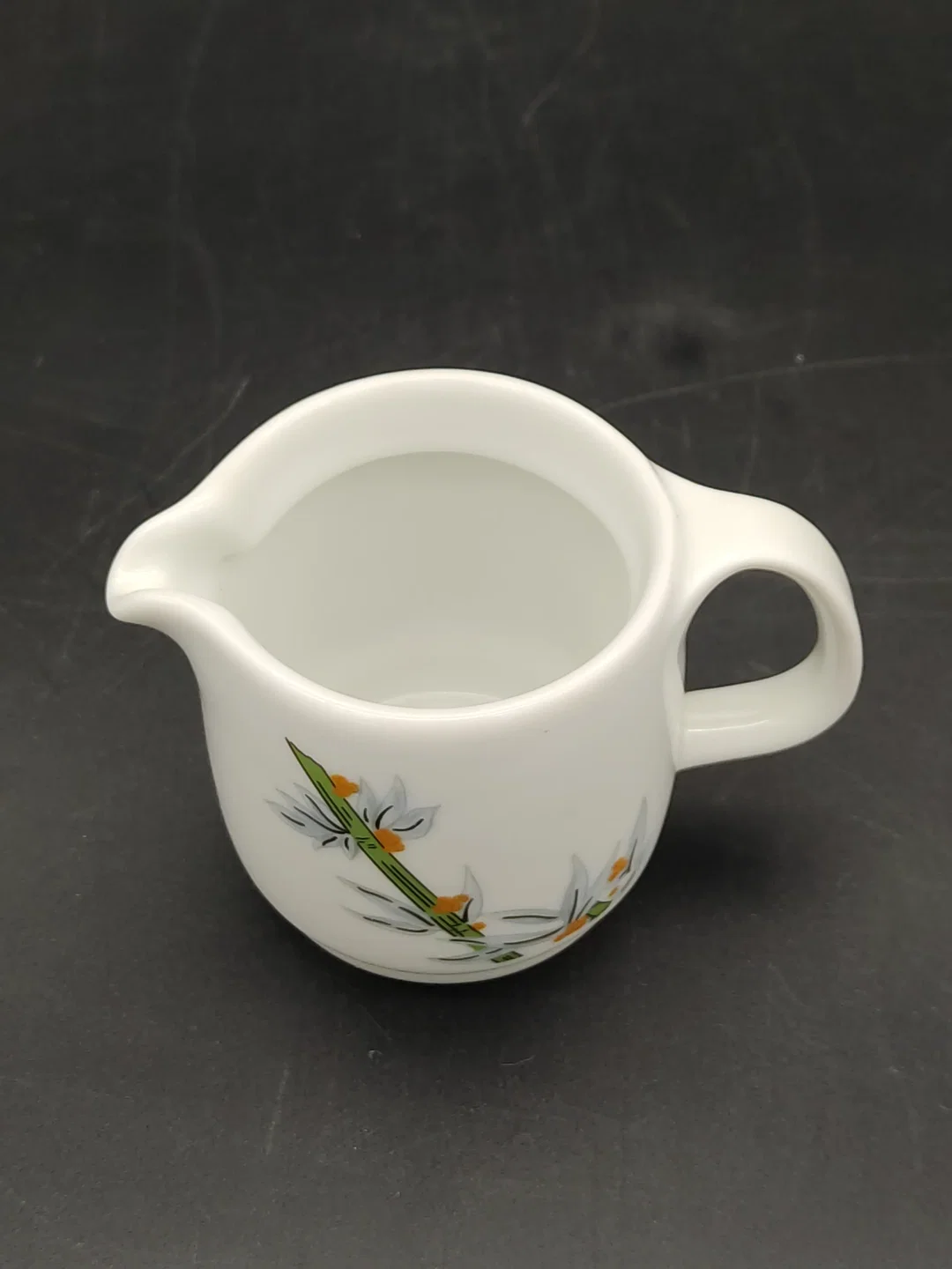 Lilien Porzellan Milchkanne  – Bild 2