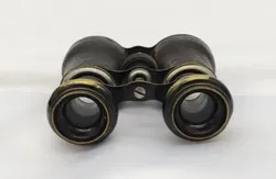 altes Opernglas mit Lederummantelung - Bild 3