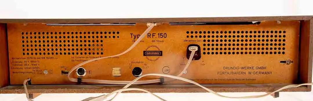 Grundig RadioType RF 150 - Made in Germany - 70er Jahre - Holzgehäuse – Bild 2
