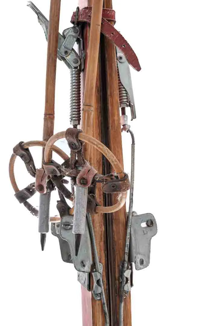Ski Vintage Set: Hagan Skier mit Geschichte, Bindung und Stöcken – Bild 5