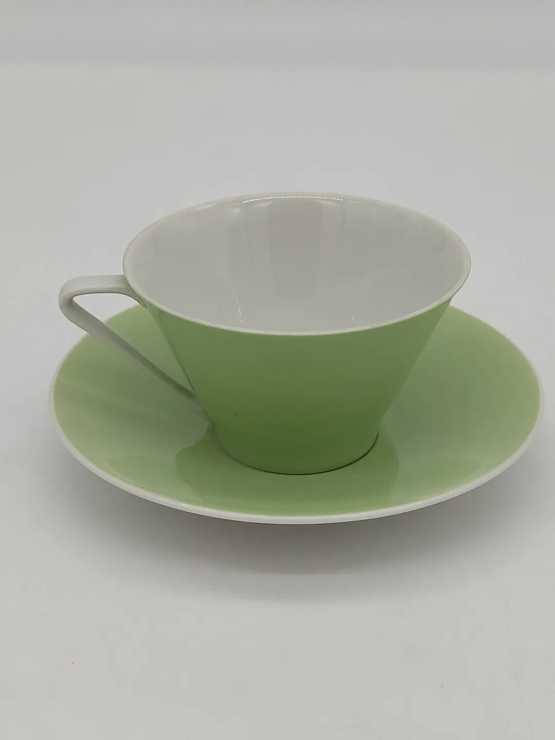 Lilien Porzellan DAISY Kaffeetasse 18 - grün - Bild 1