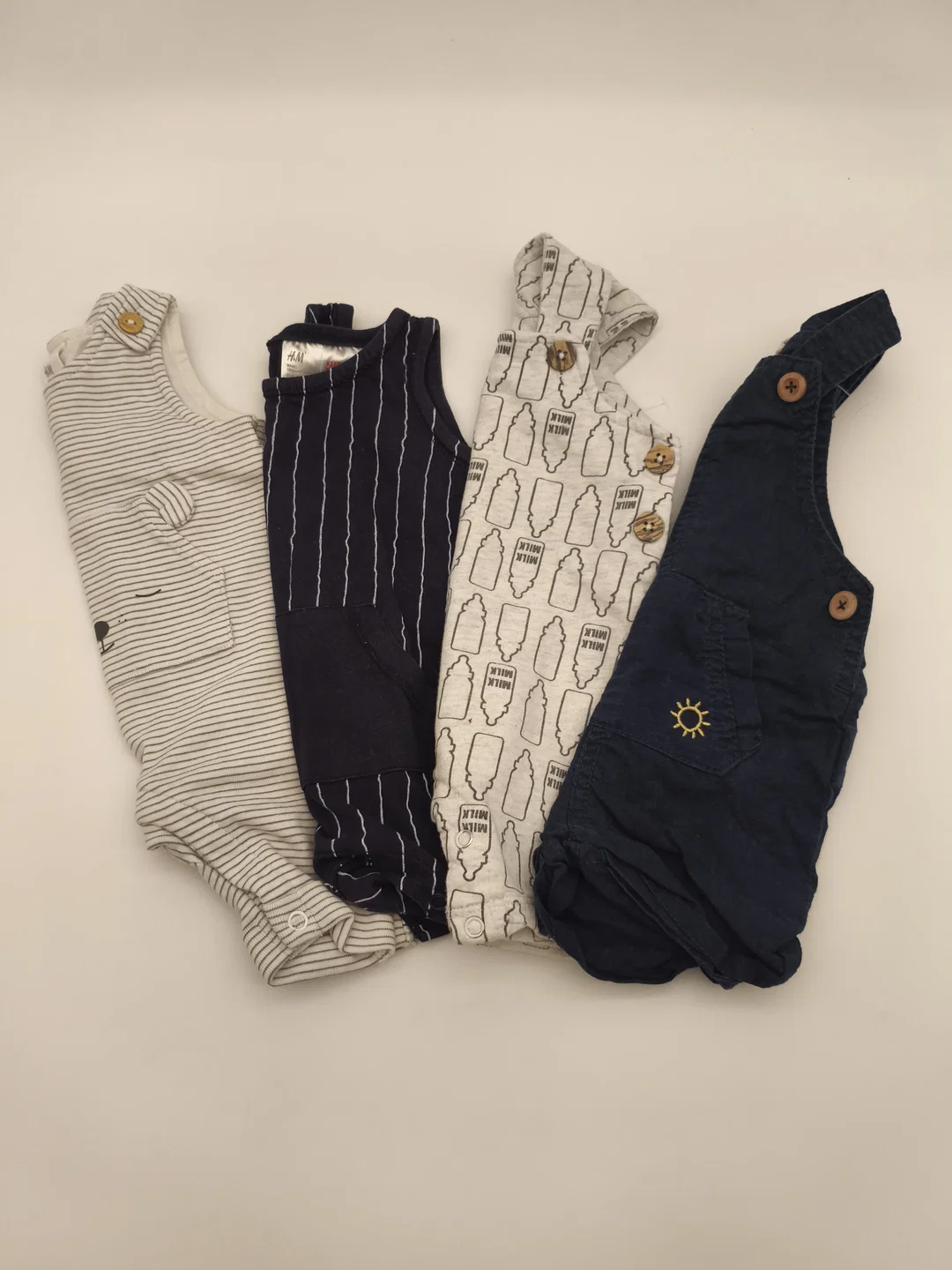 4er Set Latzhose Baby, Gr. 56 – Bild 5
