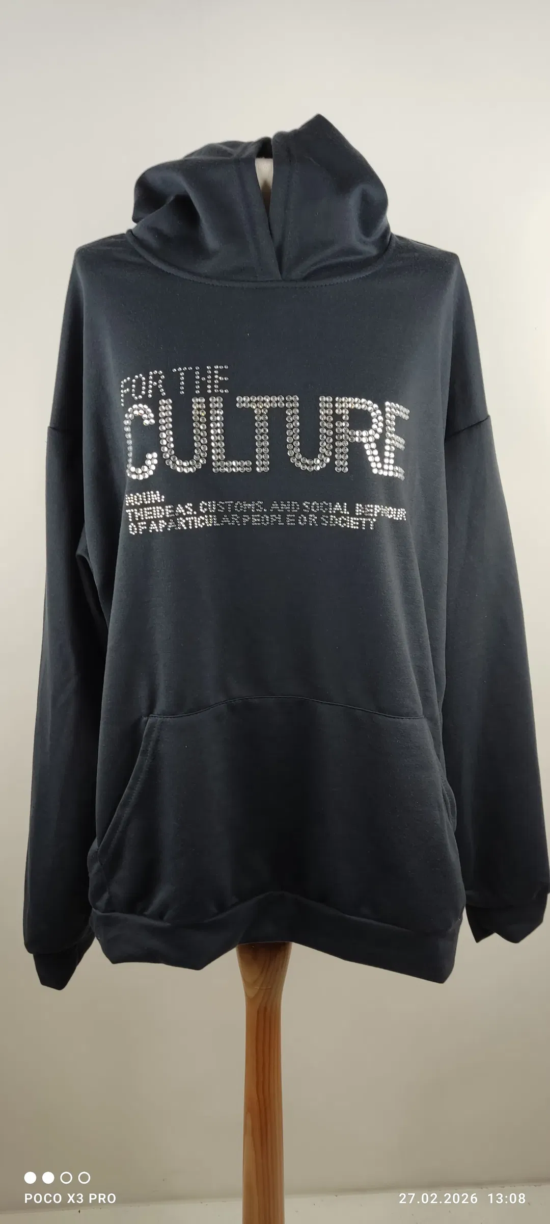 RAP Damen schwarze Kapuzenpullover mit Strasssteinen - Bild 1