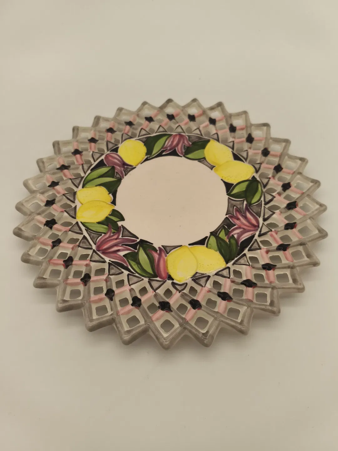 Dekorativer Keramikteller  - Bild 4