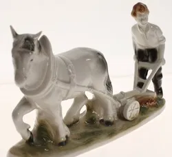 Porzellanfigur Bauer mit Pferdegespann – Handbemalt – Made in Czechoslovakia - Bild 2