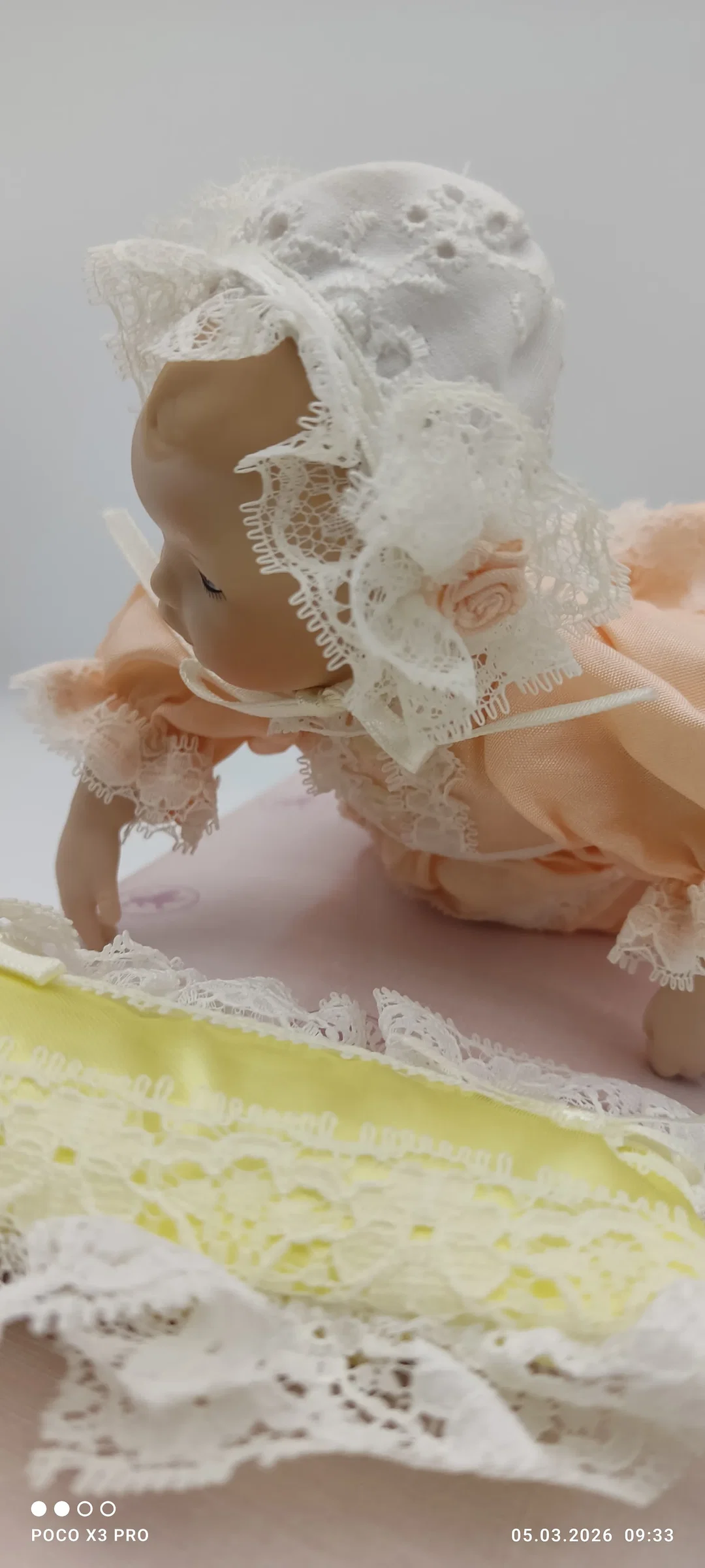 Ashton Drake Porzellanpuppe 'Heather' | Sammlerstück – Bild 3